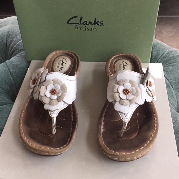 clarks floral sandals